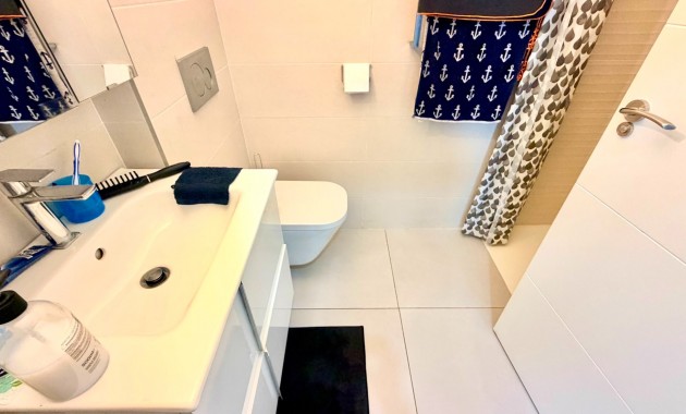 Sale - Apartment / flat -
Orihuela Costa - La Zenia