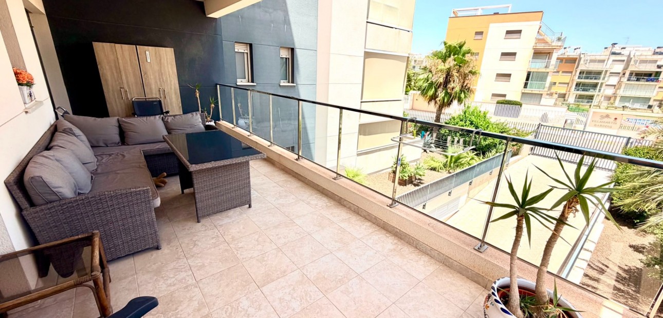 Sale - Apartment / flat -
Orihuela Costa - La Zenia