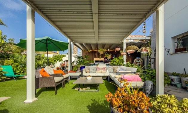 Sale - Villa -
Torrevieja - Torreta - Florida