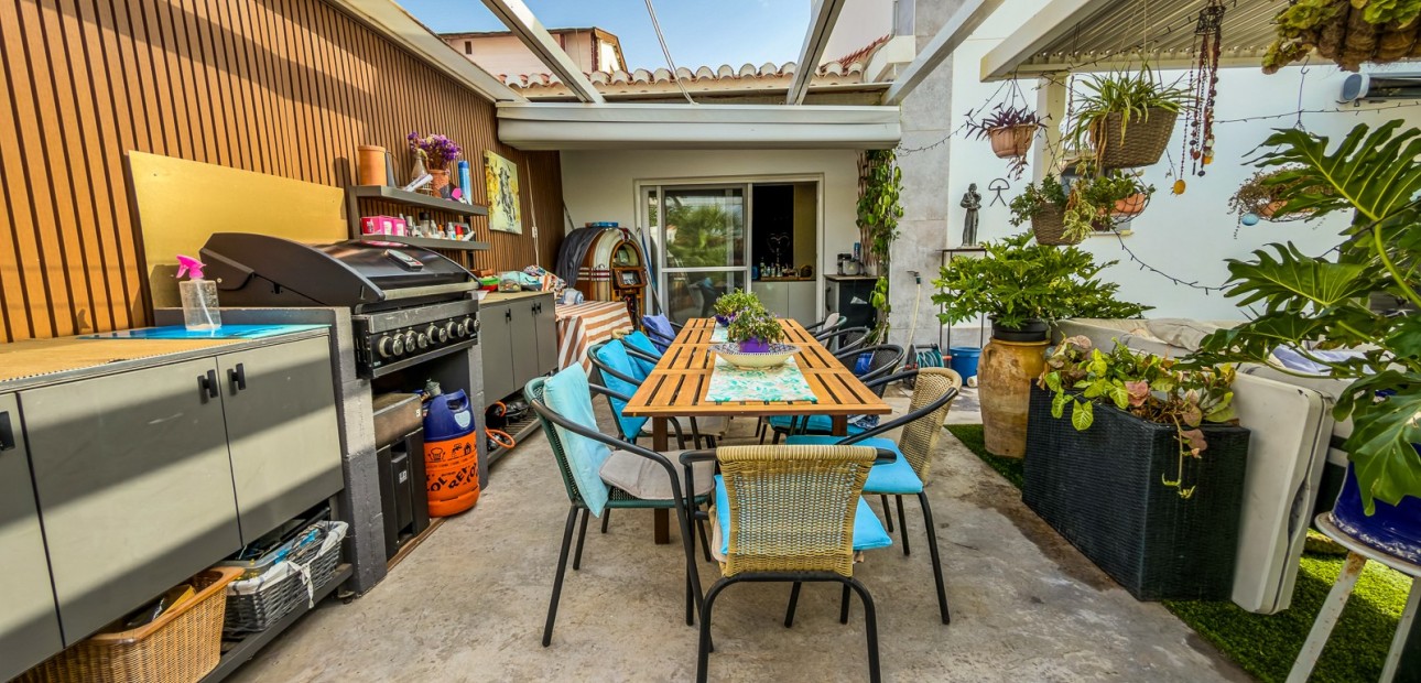Sale - Villa -
Torrevieja - Torreta - Florida