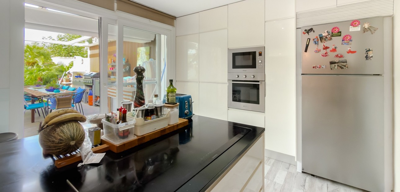 Sale - Villa -
Torrevieja - Torreta - Florida