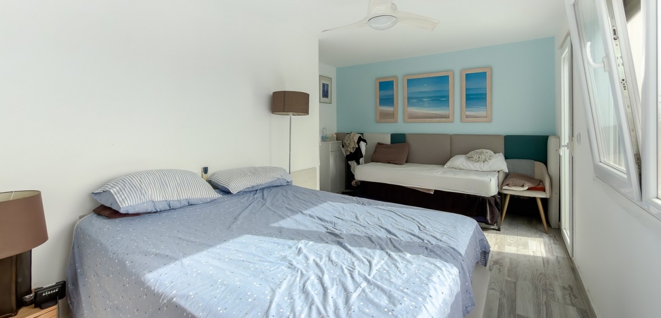 Sale - Villa -
Torrevieja - Torreta - Florida