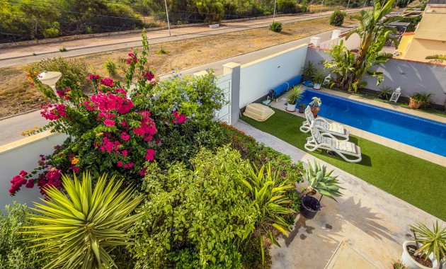Sale - Villa -
Torrevieja - Torreta - Florida