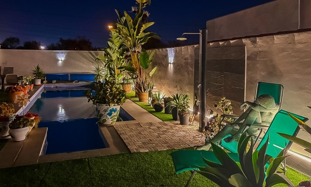 Sale - Villa -
Torrevieja - Torreta - Florida