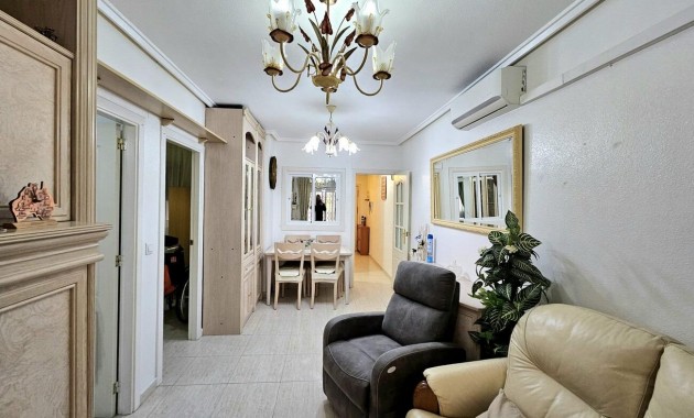 Sale - Apartment / flat -
Torrevieja - Estacion de autobuses