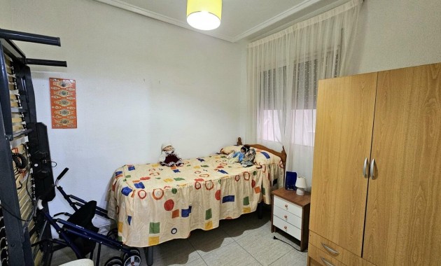 Sale - Apartment / flat -
Torrevieja - Estacion de autobuses