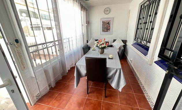 Herverkoop - Appartement / flat -
Orihuela - Entre Naranjos Vistabella