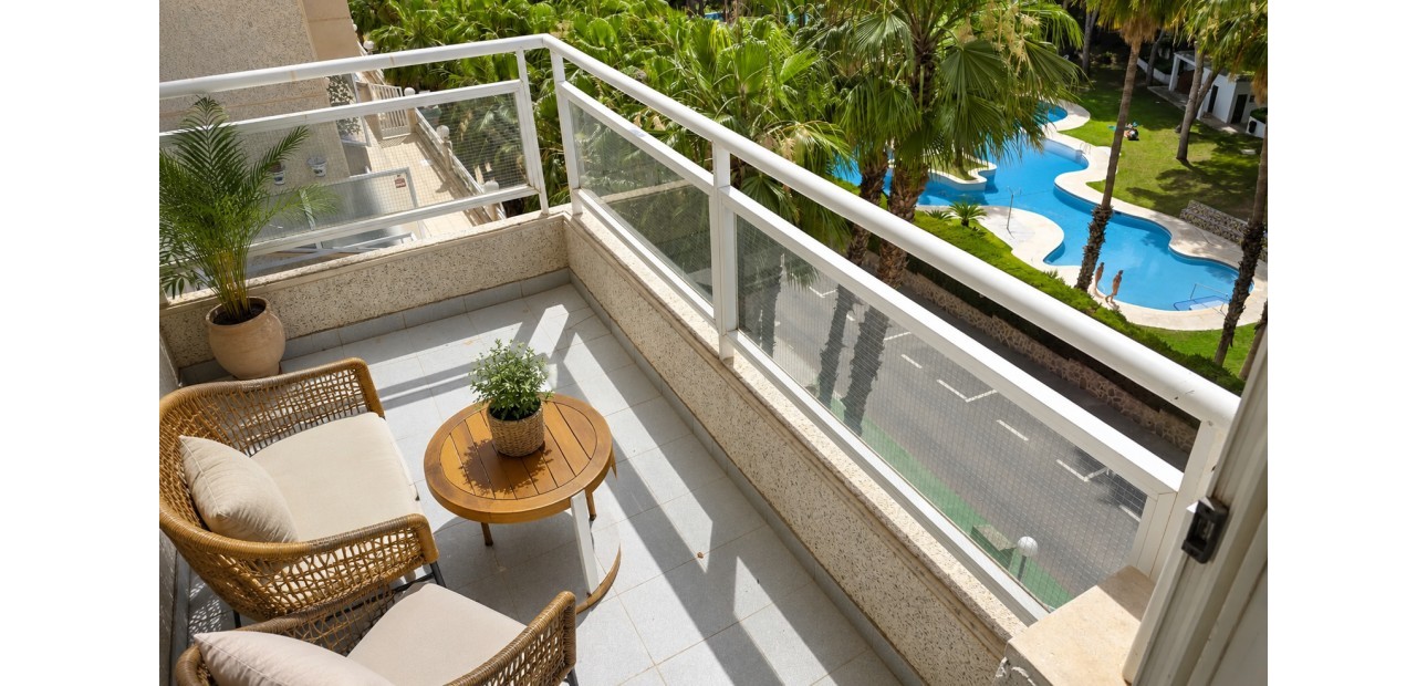 Sale - Apartment / flat -
Orihuela Costa - Dehesa de Campoamor