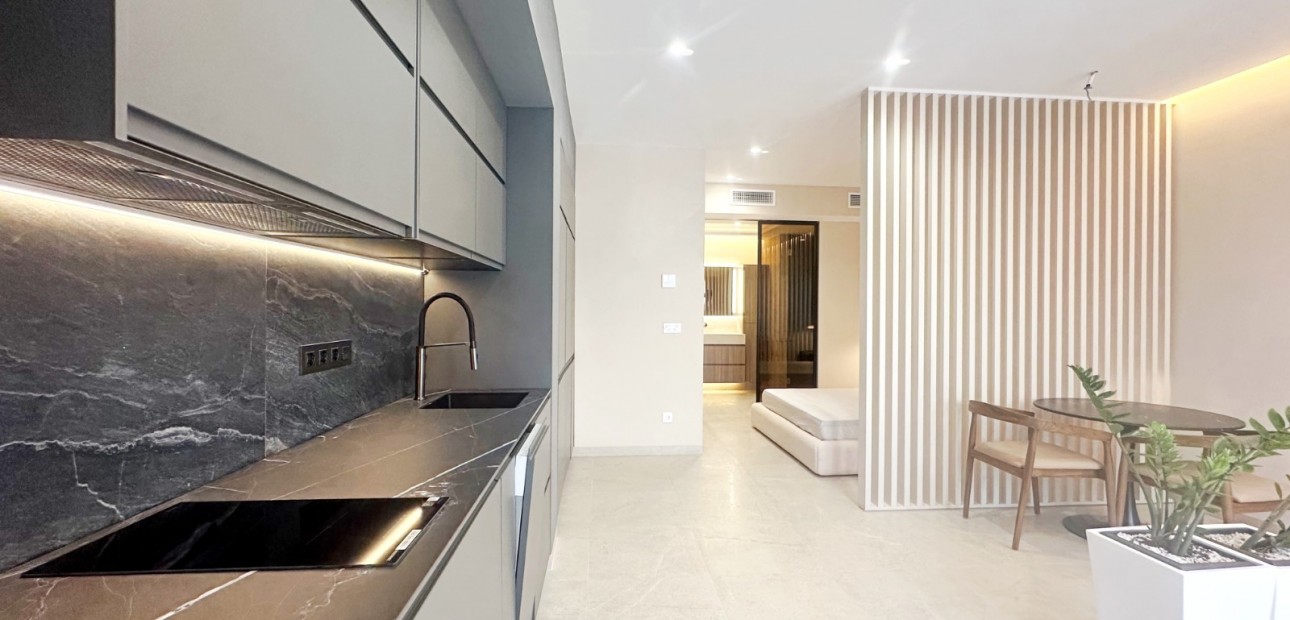 Sale - Apartment / flat -
Torrevieja - Playa Los Locos