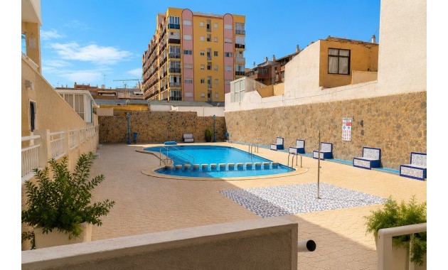 Sale - Apartment / flat -
Torrevieja - Playa Los Locos