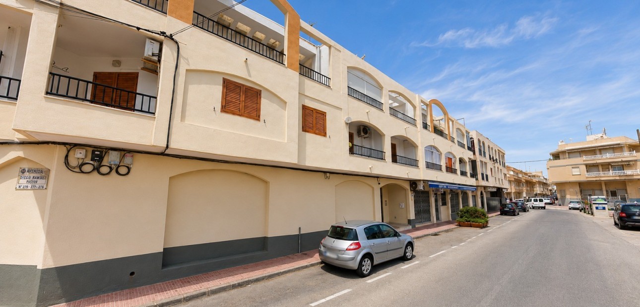 Sale - Apartment / flat -
Torrevieja - Playa Los Locos