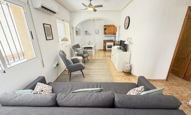 Sale - Apartment / flat -
Orihuela Costa - La Zenia