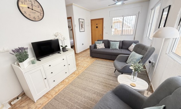 Sale - Apartment / flat -
Orihuela Costa - La Zenia