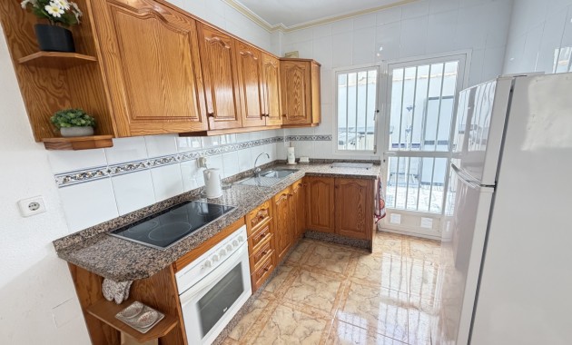 Sale - Apartment / flat -
Orihuela Costa - La Zenia