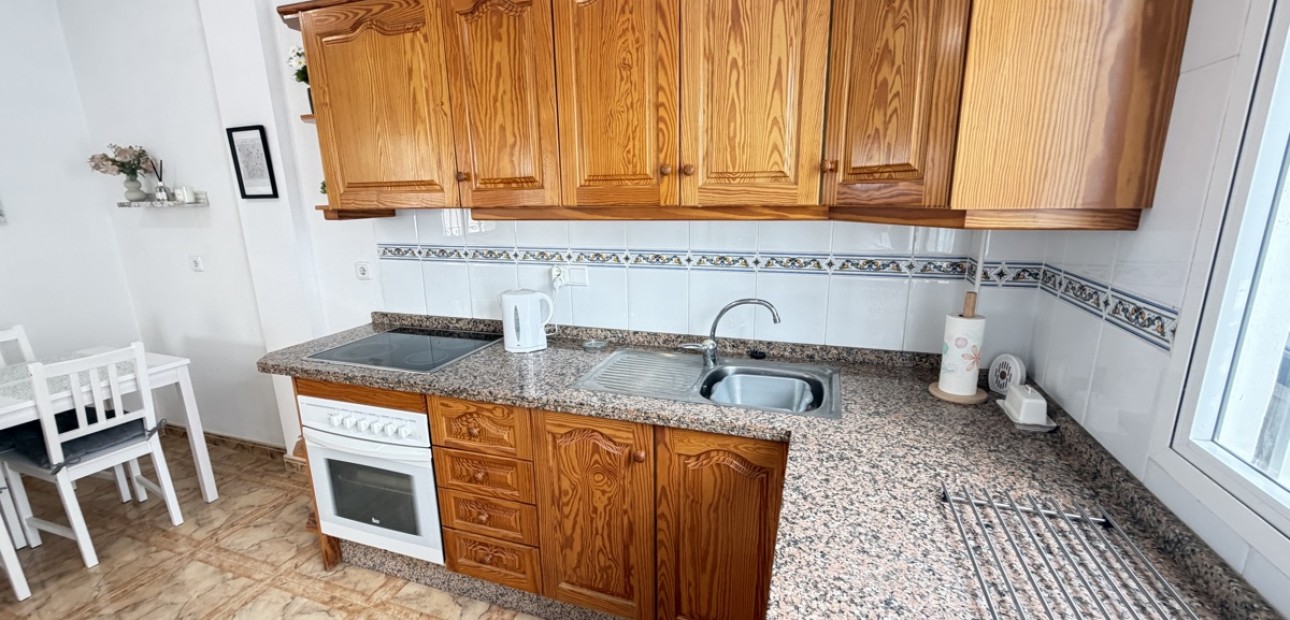 Sale - Apartment / flat -
Orihuela Costa - La Zenia