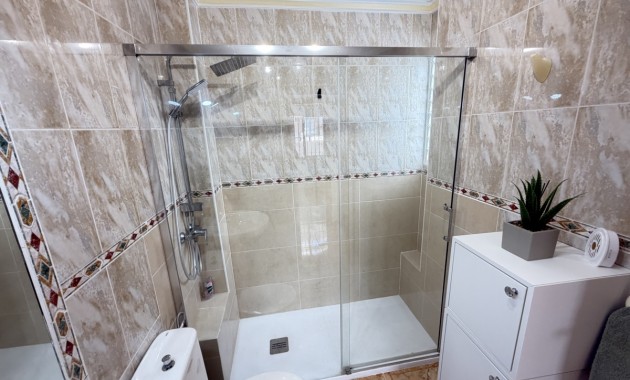 Sale - Apartment / flat -
Orihuela Costa - La Zenia