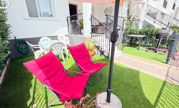 Sale - Apartment / flat -
Torrevieja - Aguas Nuevas