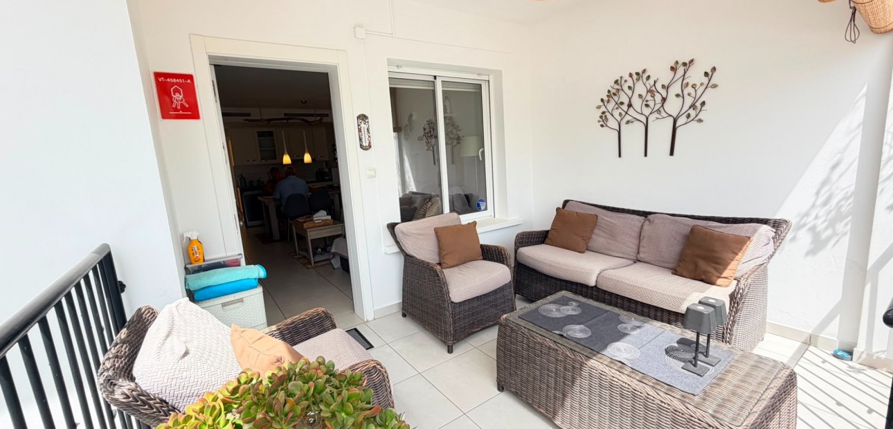 Sale - Apartment / flat -
Torrevieja - Aguas Nuevas