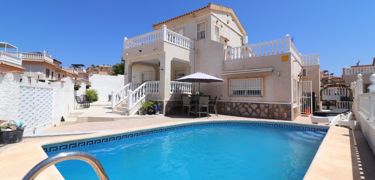 Venta - Detached Villa -
Benimar - Benimar I