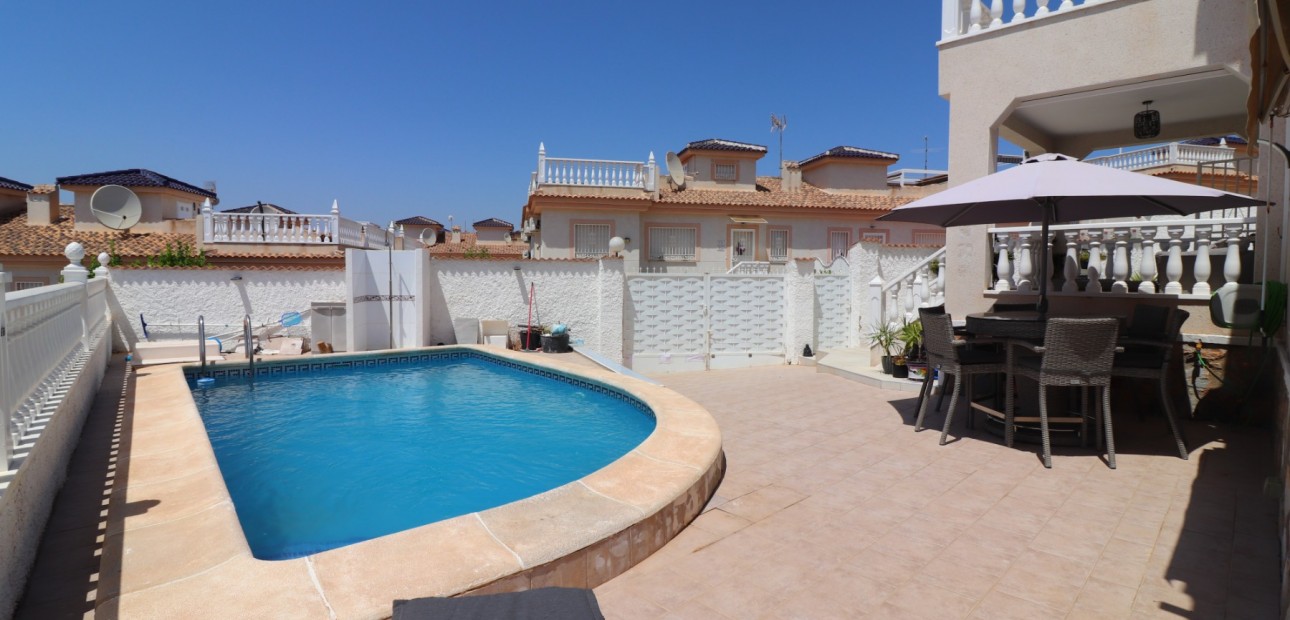 Venta - Detached Villa -
Benimar - Benimar I