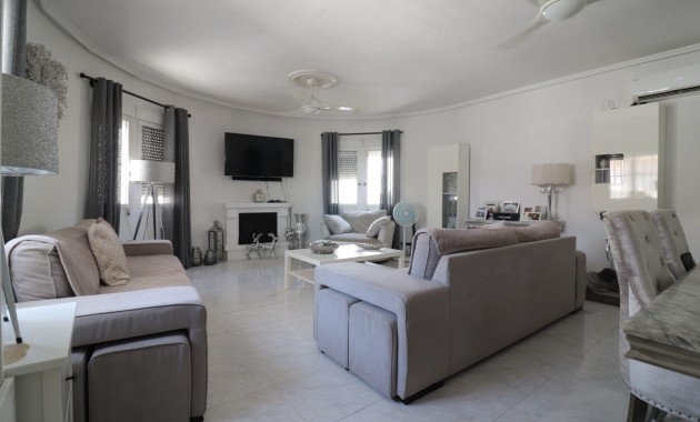 Venta - Detached Villa -
Benimar - Benimar I