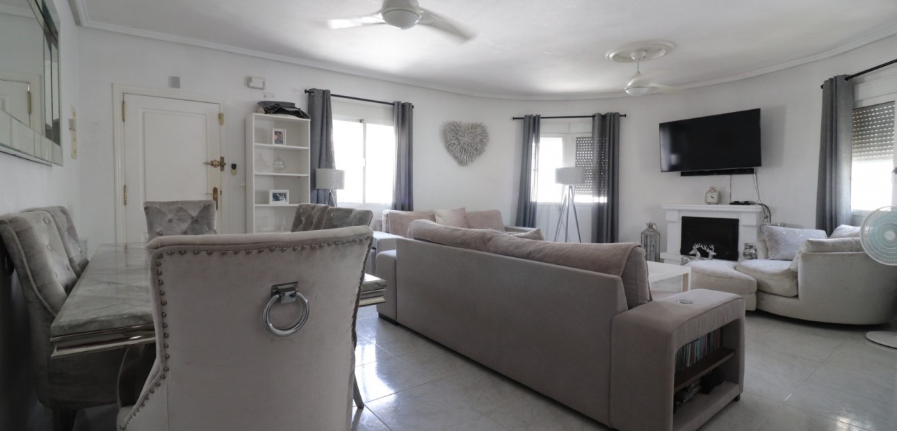 Venta - Detached Villa -
Benimar - Benimar I