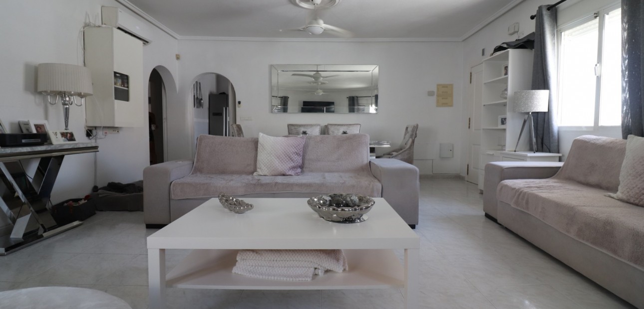 Venta - Detached Villa -
Benimar - Benimar I