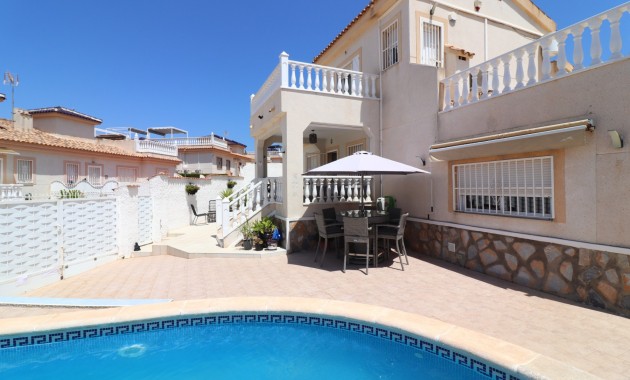 Venta - Detached Villa -
Benimar - Benimar I