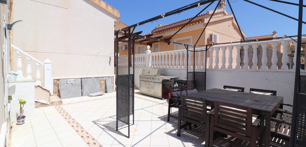 Venta - Detached Villa -
Benimar - Benimar I