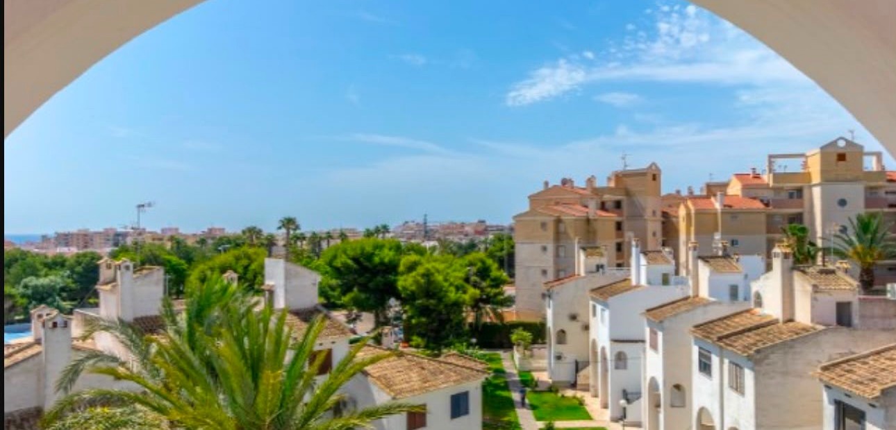 Venta - Apartment - Penthouse -
Torrevieja - Calas blanca
