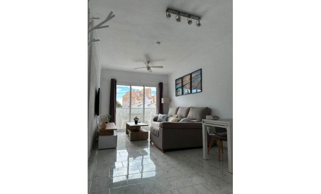 Venta - Apartment - Penthouse -
Torrevieja - Calas blanca