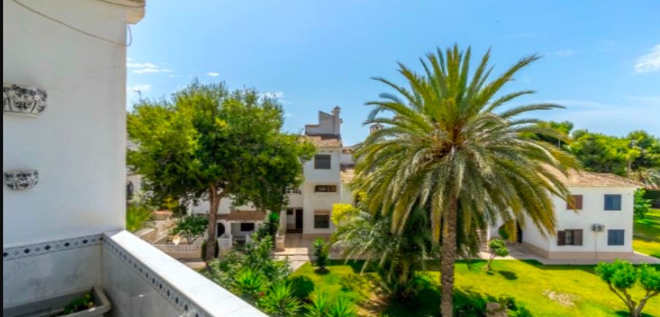 Venta - Apartment - Penthouse -
Torrevieja - Calas blanca