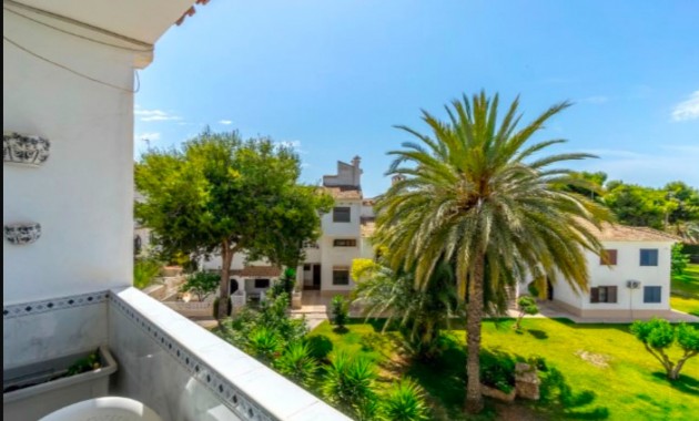 Venta - Apartment - Penthouse -
Torrevieja - Calas blanca