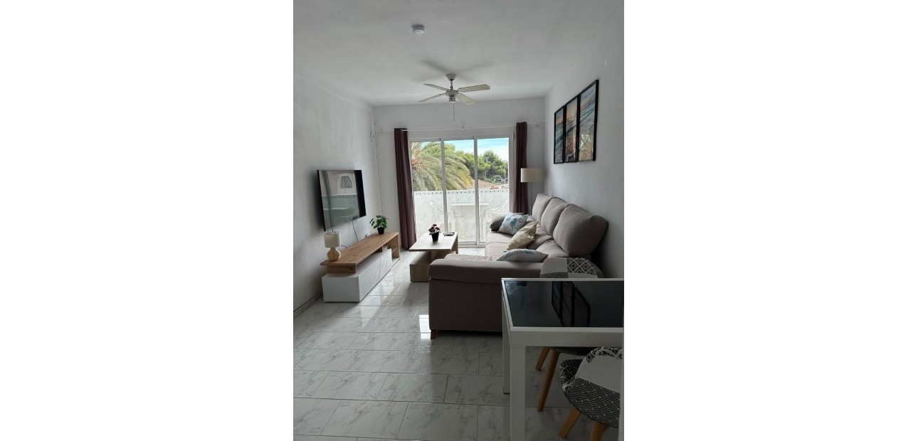Venta - Apartment - Penthouse -
Torrevieja - Calas blanca