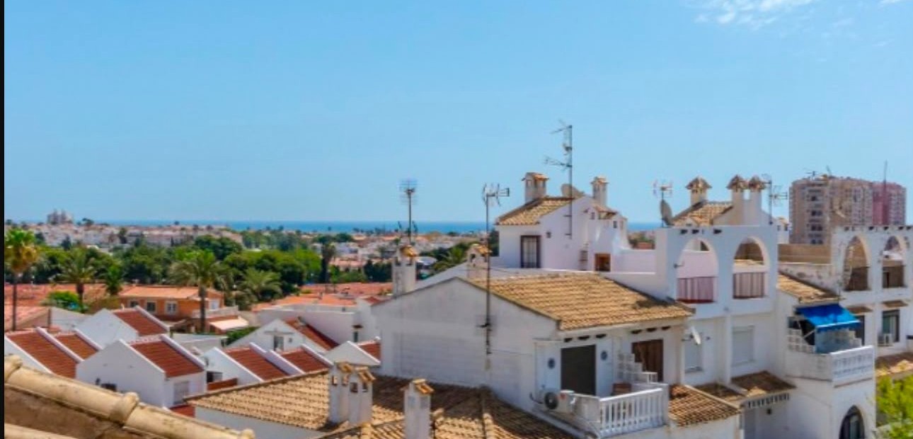 Venta - Apartment - Penthouse -
Torrevieja - Calas blanca