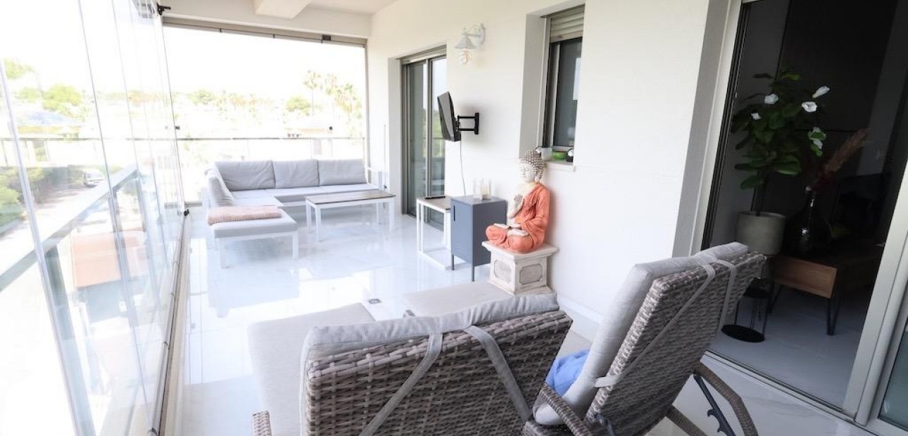 Venta - Apartamento / piso -
Orihuela Costa - Villamartin