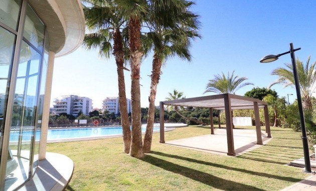 Venta - Apartamento / piso -
Orihuela Costa - Villamartin