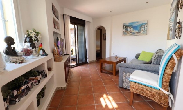 Sale - Bungalow -
Torrevieja - Los altos