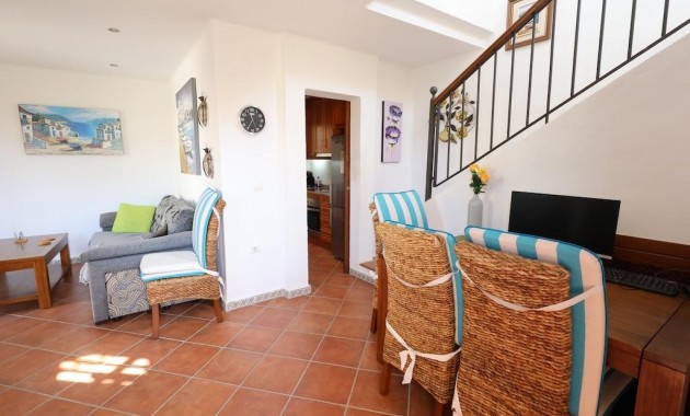 Sale - Bungalow -
Torrevieja - Los altos