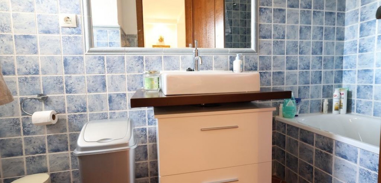 Sale - Bungalow -
Torrevieja - Los altos