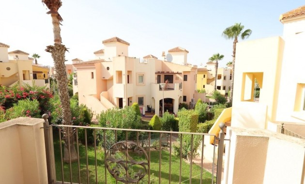 Sale - Bungalow -
Torrevieja - Los altos