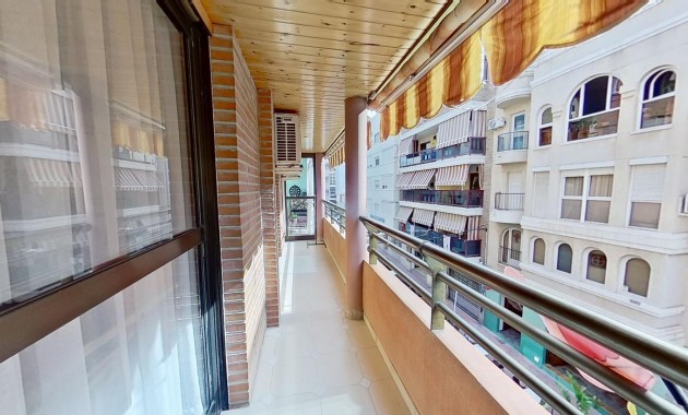 Sale - Apartment / flat -
Torrevieja - torrevieja