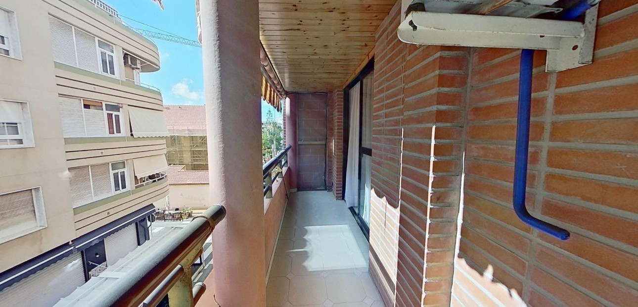 Sale - Apartment / flat -
Torrevieja - torrevieja