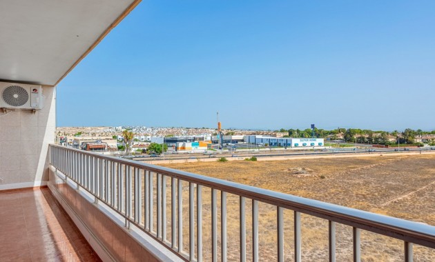 Venta - Apartamento / piso -
Torrevieja - Rocio del Mar