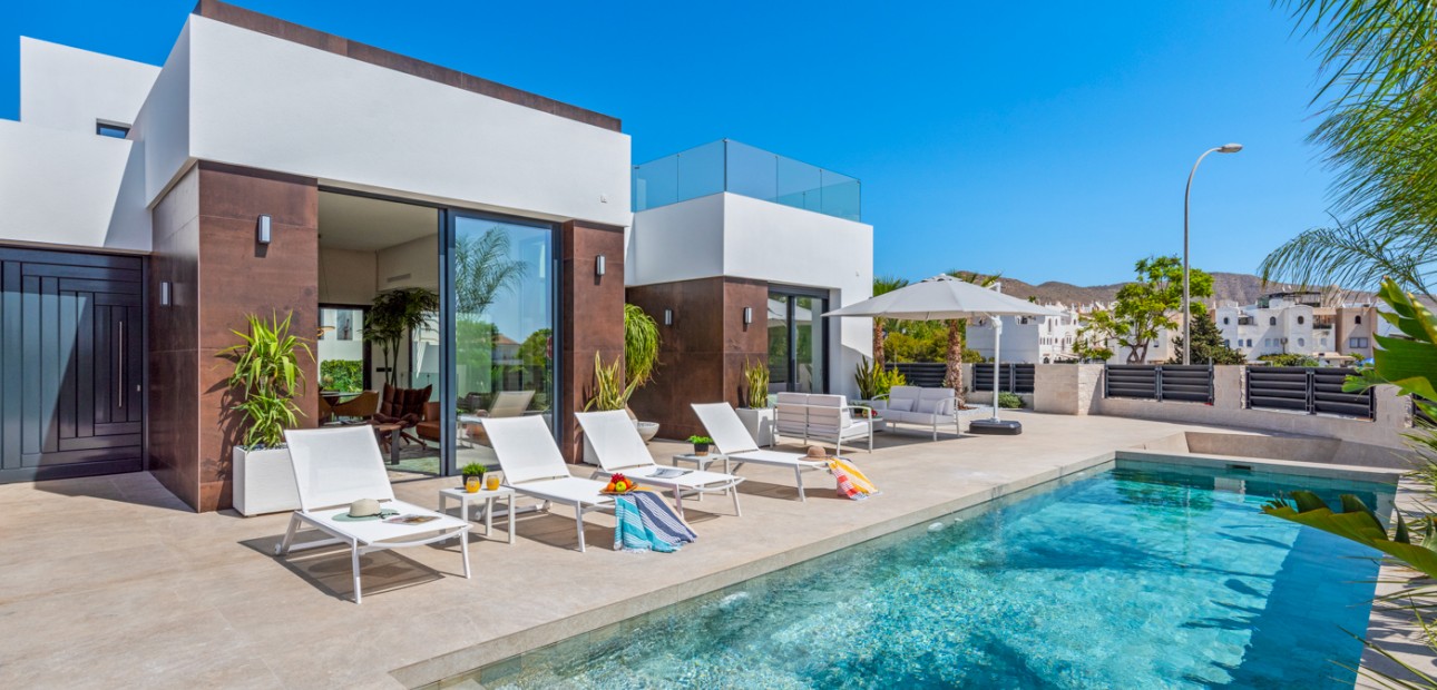 Venta - Detached Villa -
El Campello - El Amerador