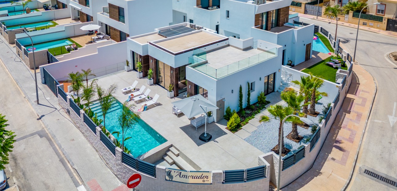 Venta - Detached Villa -
El Campello - El Amerador