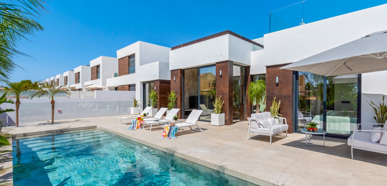 Venta - Detached Villa -
El Campello - El Amerador