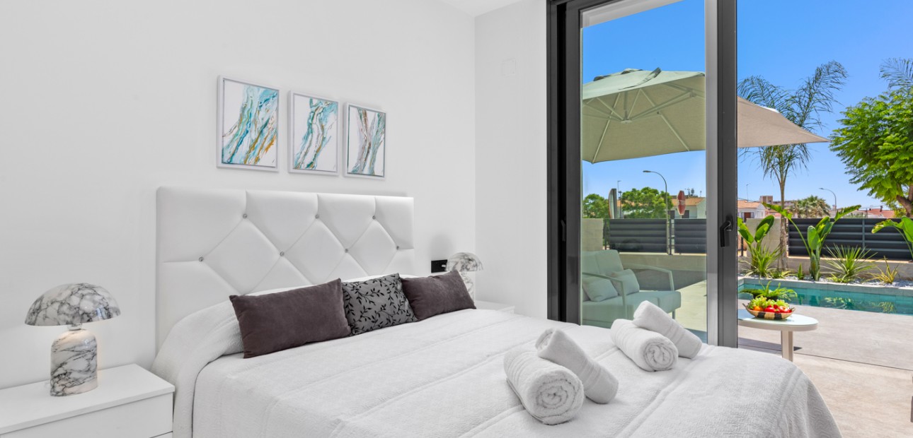 Venta - Detached Villa -
El Campello - El Amerador