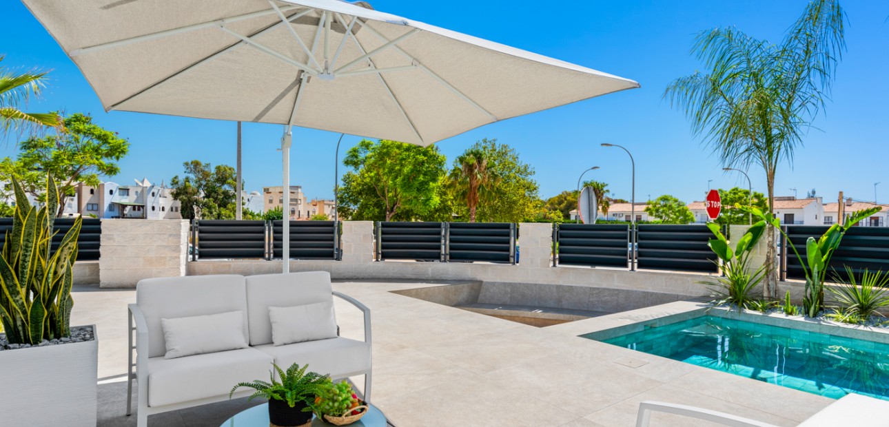 Venta - Detached Villa -
El Campello - El Amerador