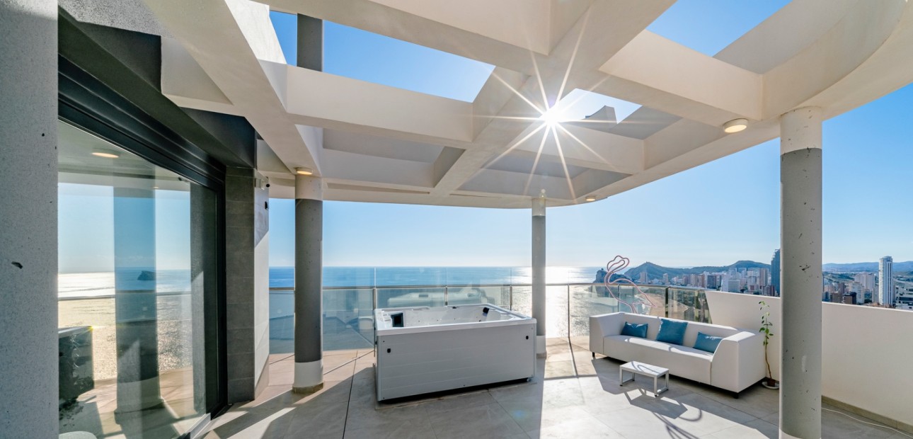 Venta - Apartamento / piso -
Benidorm - Playa de Poniente